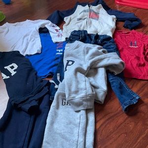 Gap 3t sets and tommmt Hilfiger 2T shirts/pants